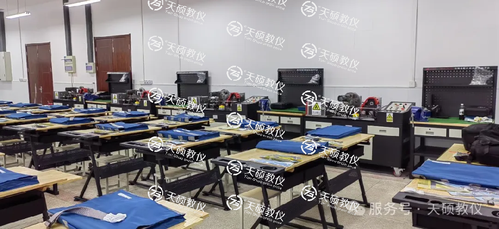 機械裝配技術、機（jī）械製圖實訓（xùn）室